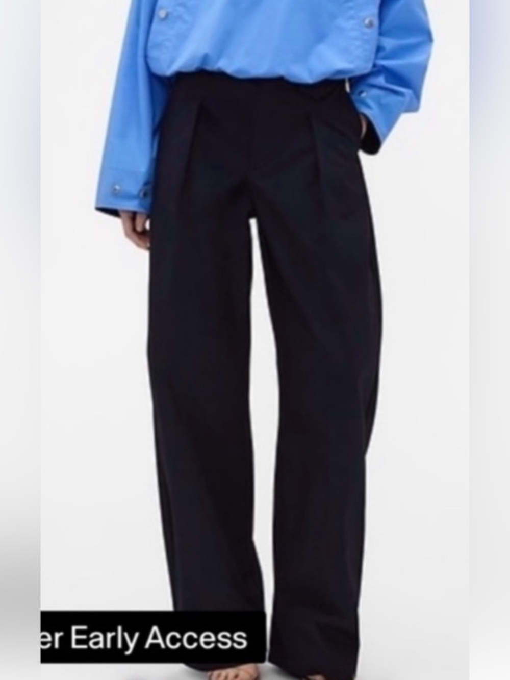 Gap x Victoria Beckham High Rise Pleated Arc Trouser Size 00 NWT Navy | Sold Out